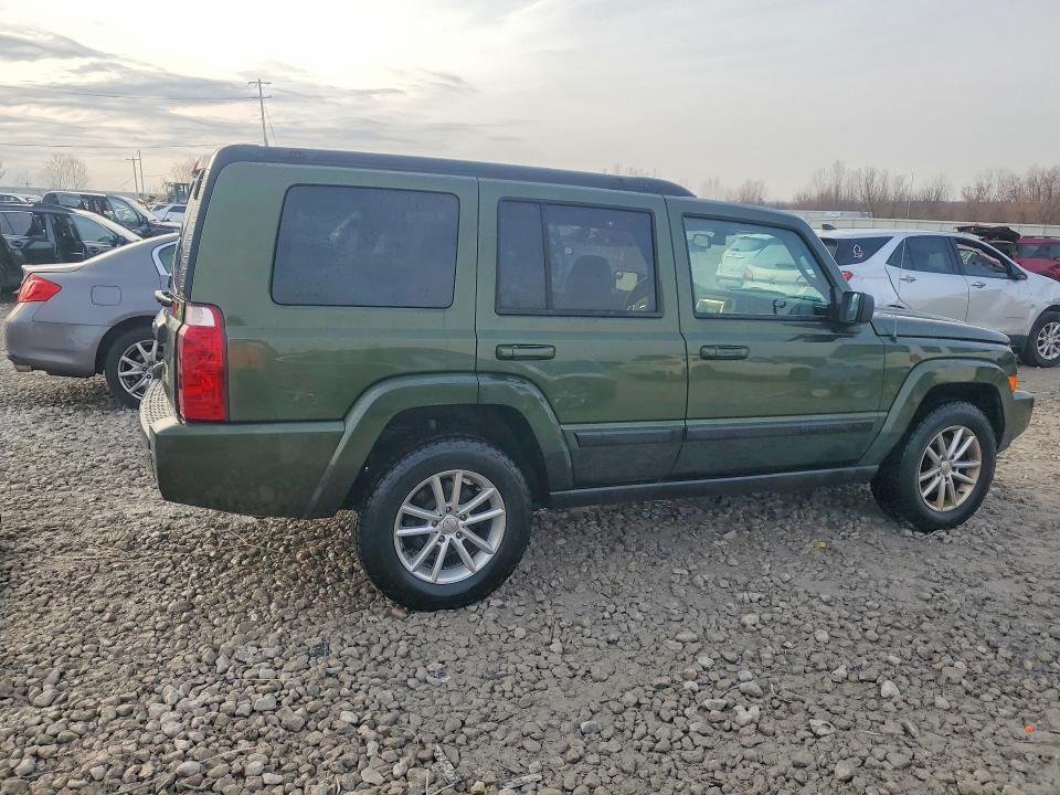 2009 Jeep Commander Sport
