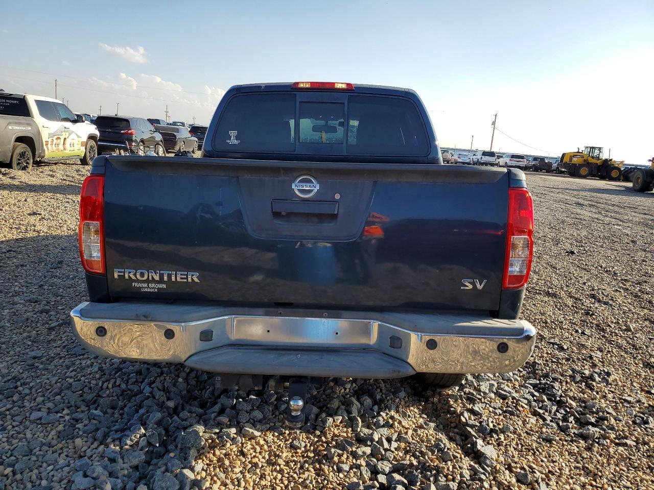 2016 Nissan Frontier SV