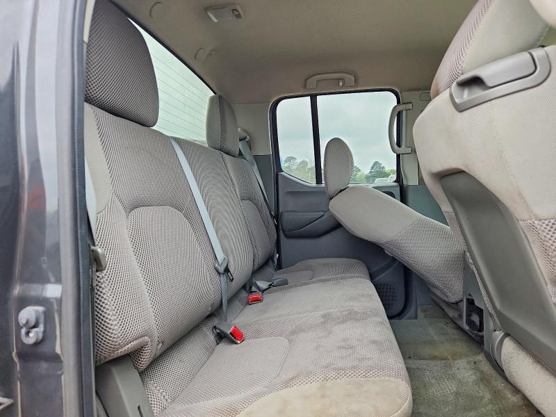 2012 Nissan Frontier S