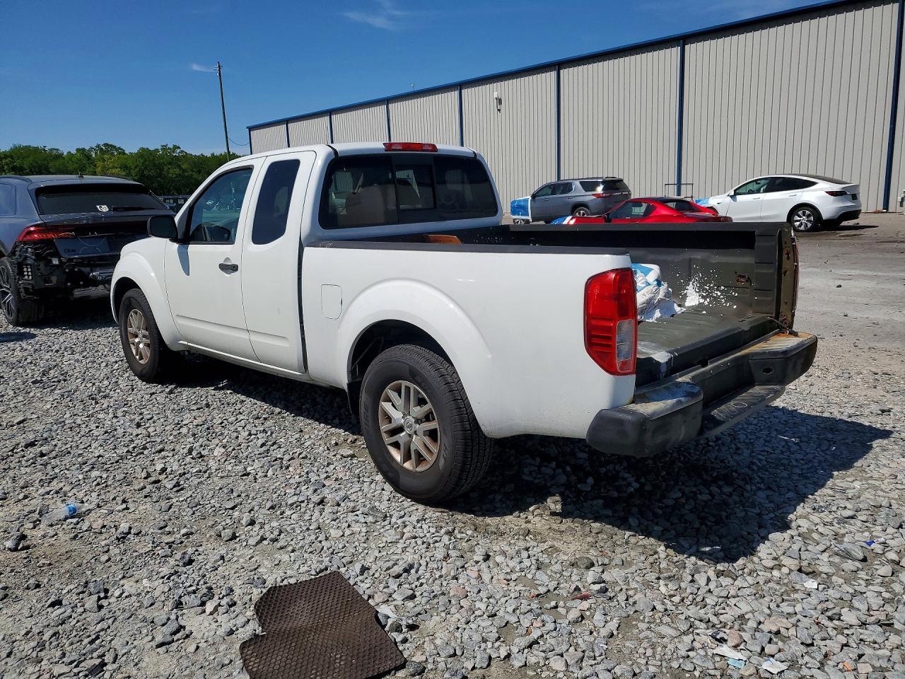 2016 Nissan Frontier SV