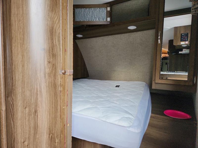 2018 Keystone Bullet Camper