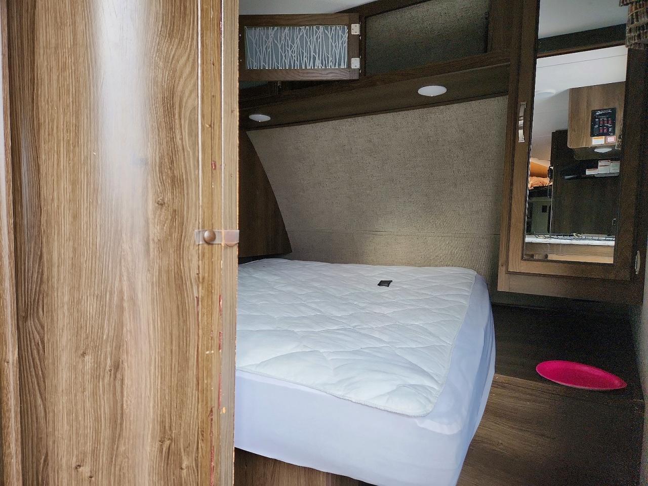 2018 Keystone Bullet Camper
