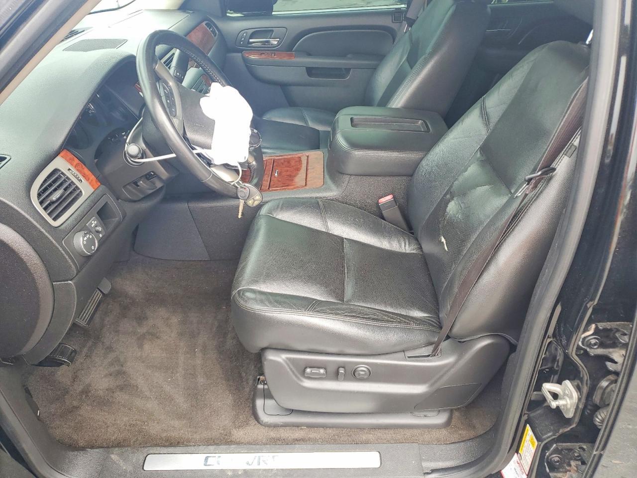 2013 Chevrolet Avalanche LTZ