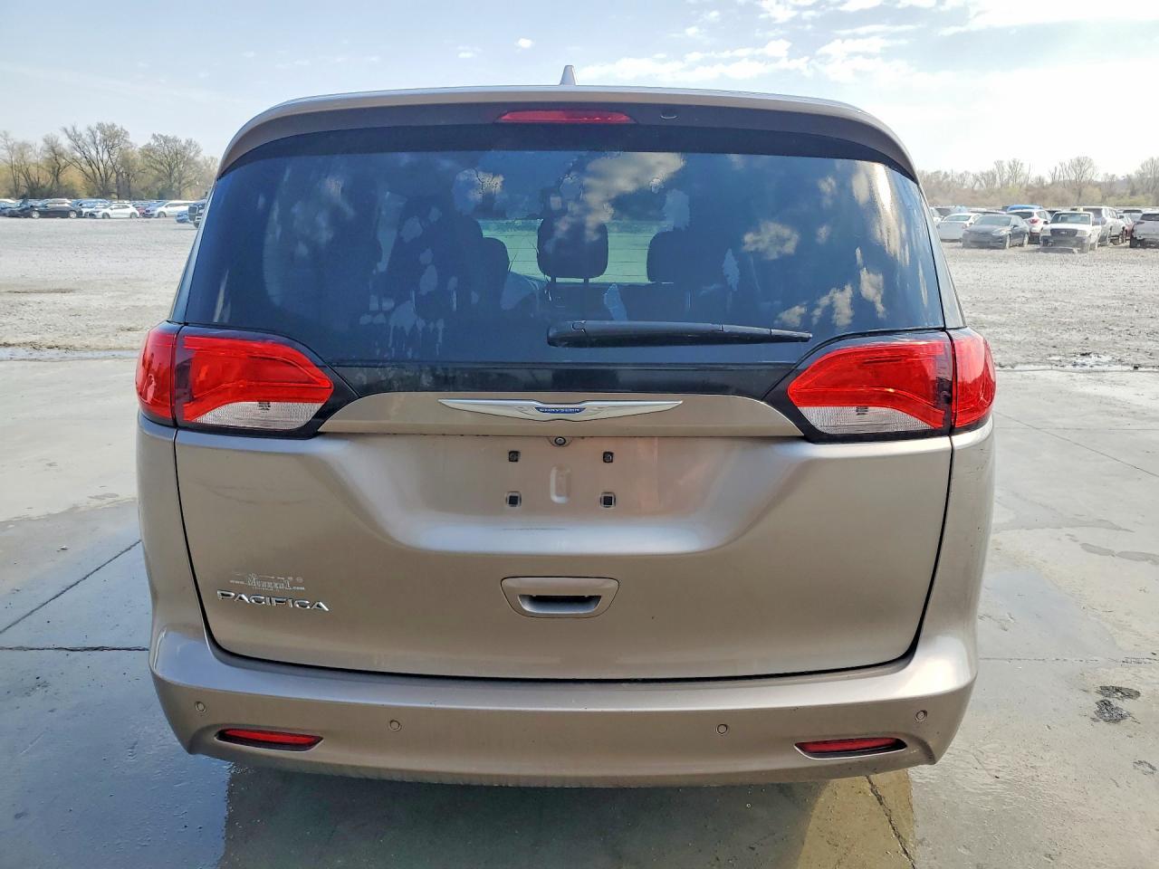 2017 Chrysler Pacifica Touring