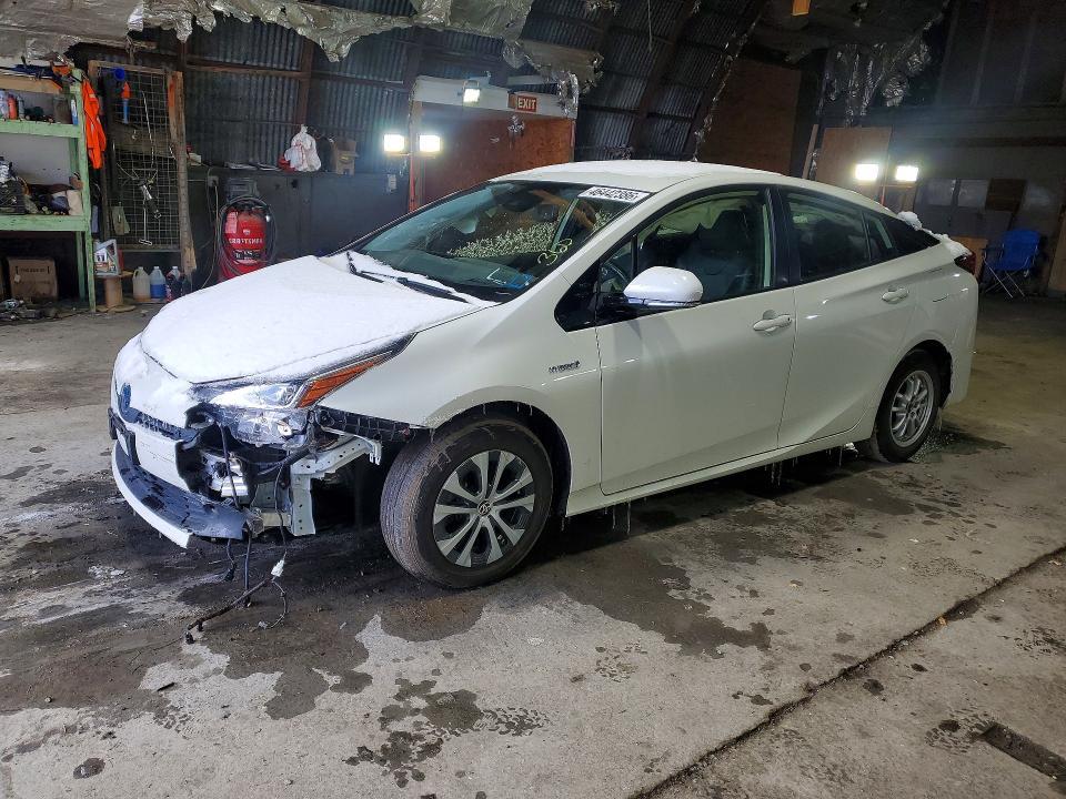 2019 Toyota Prius xle Awd-e