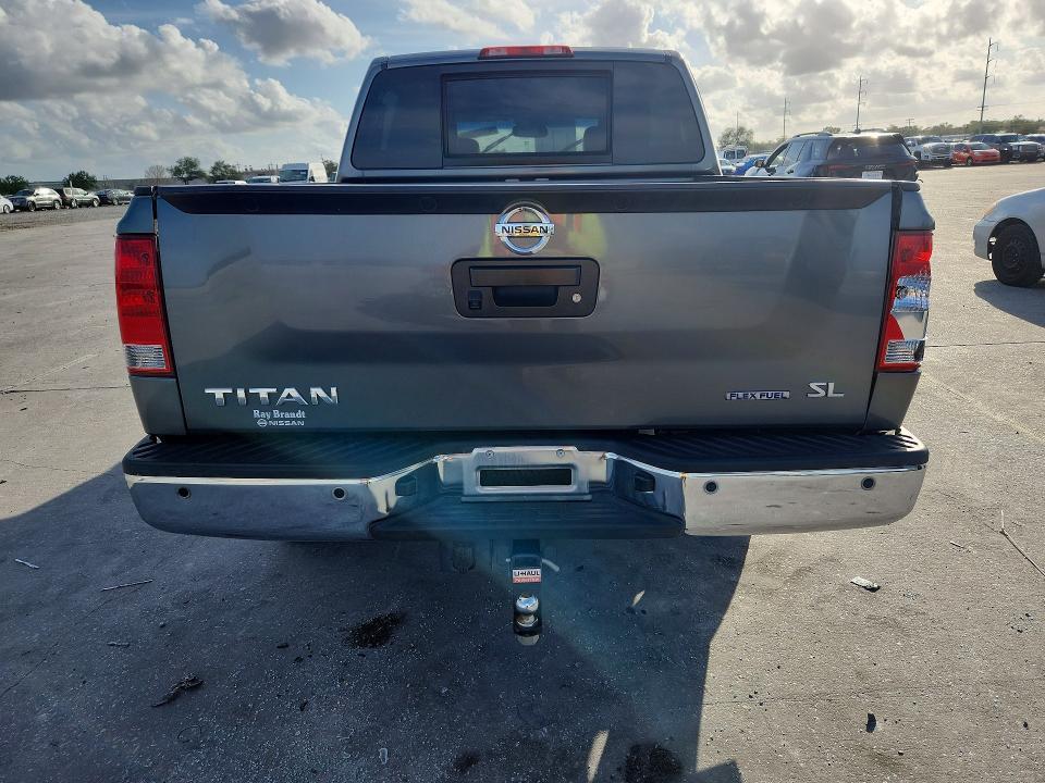 2015 Nissan Titan SL