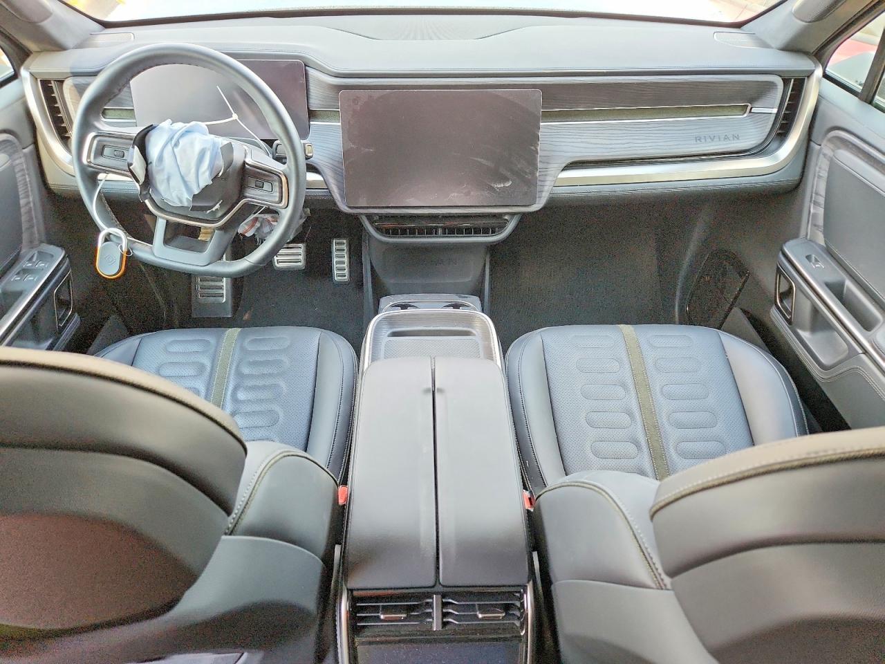 2023 Rivian R1T Adventure