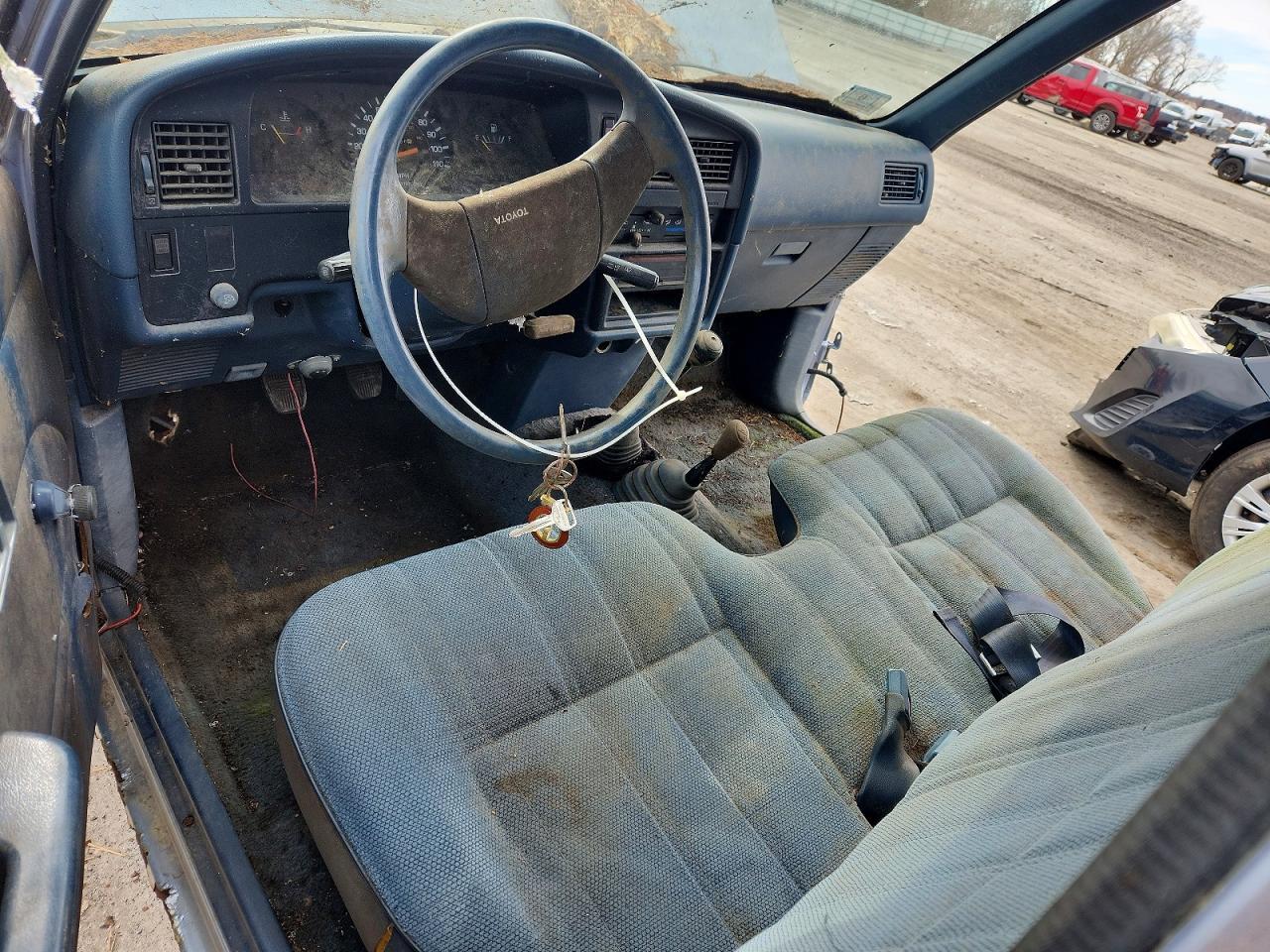 1989 Toyota Pickup 1/2 TON Short Wheelbase DLX