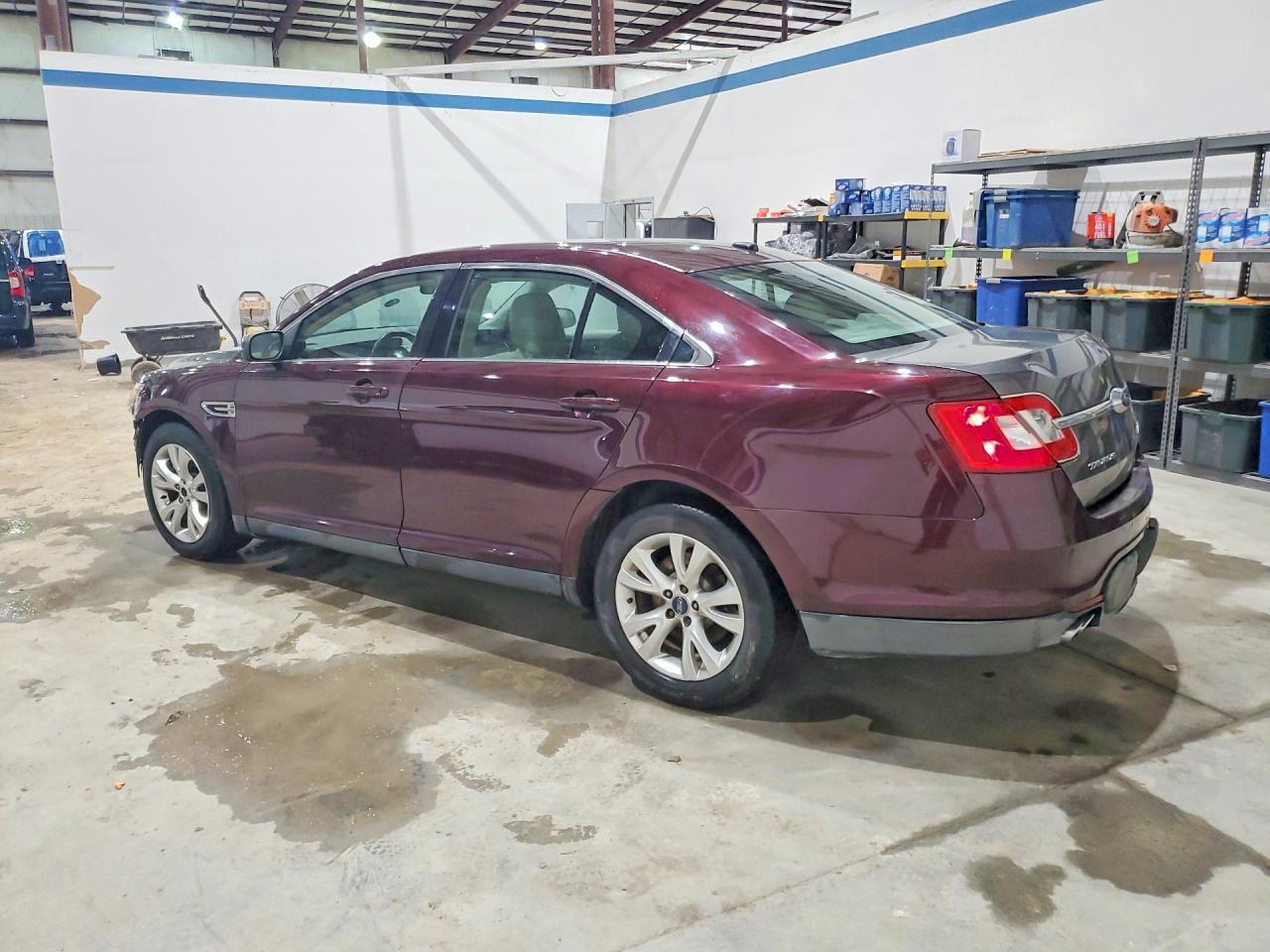 2011 Ford Taurus sel