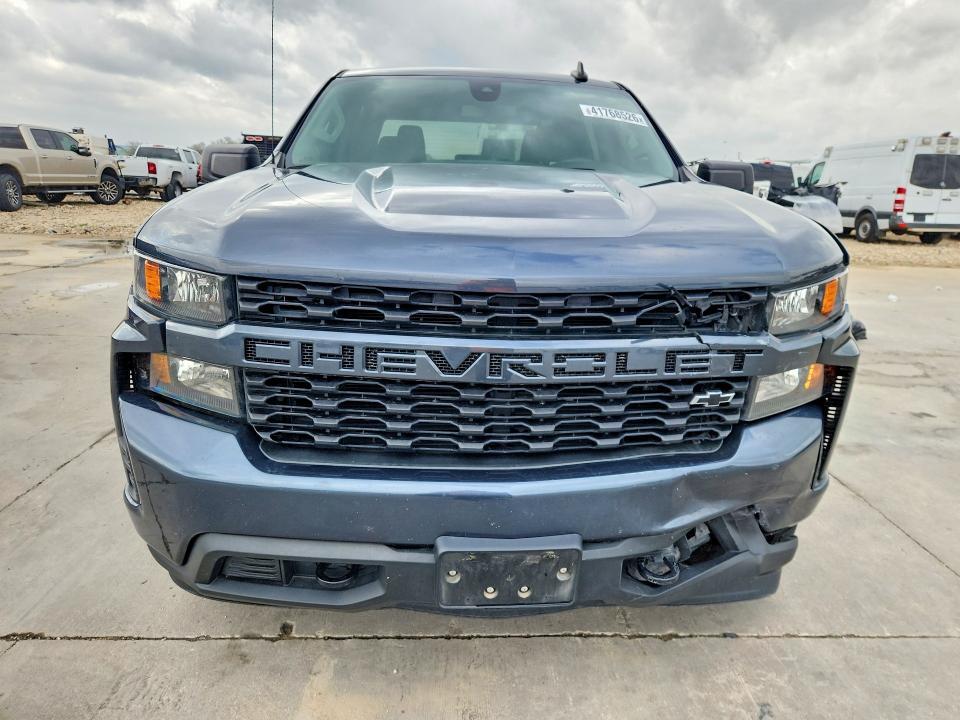 2022 Chevrolet Silverado ltd C1500 Custom
