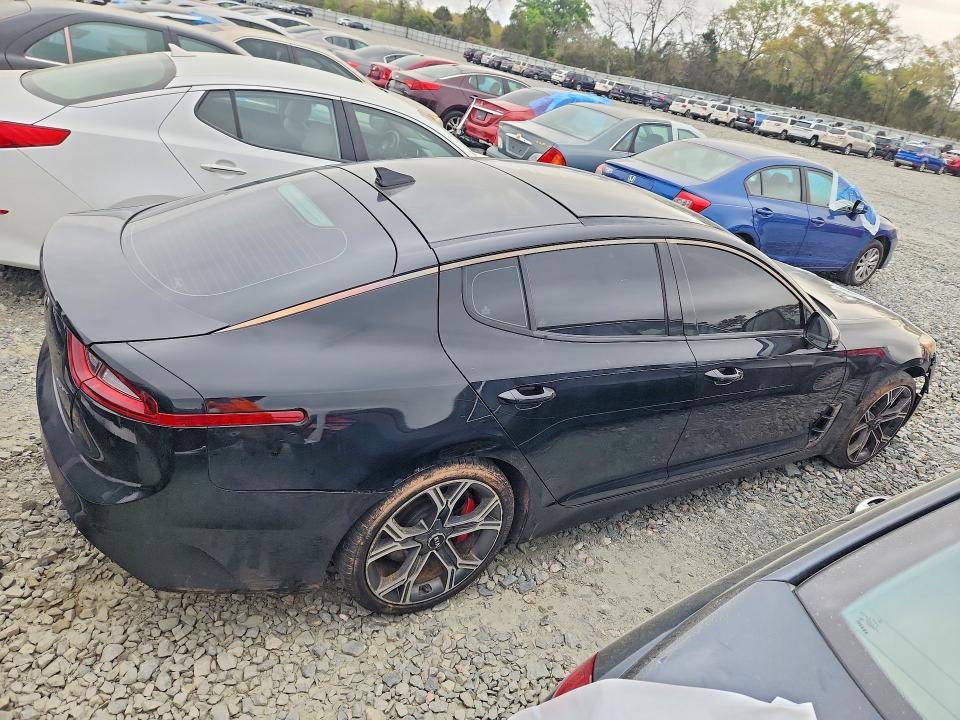 2018 KIA Stinger GT1