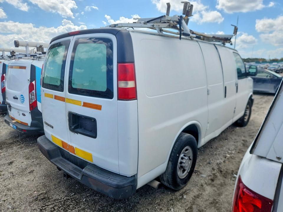 2016 Chev 2500 Express Cargo van