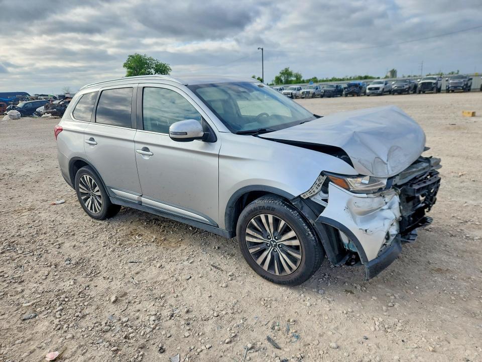 2020 Mitsubishi Outlander se