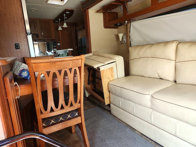 2014 Ford Challenger RV