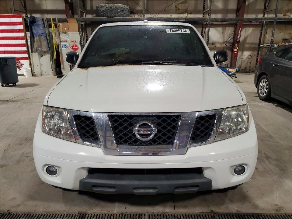 2013 Nissan Frontier sv