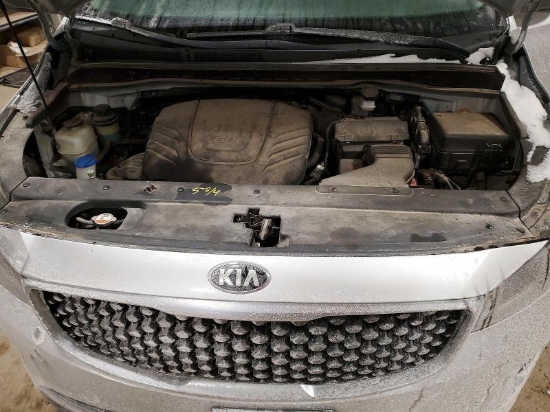 2015 KIA Sedona l