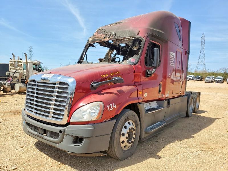2018 Freightliner Cascadia 125 Semi Truck