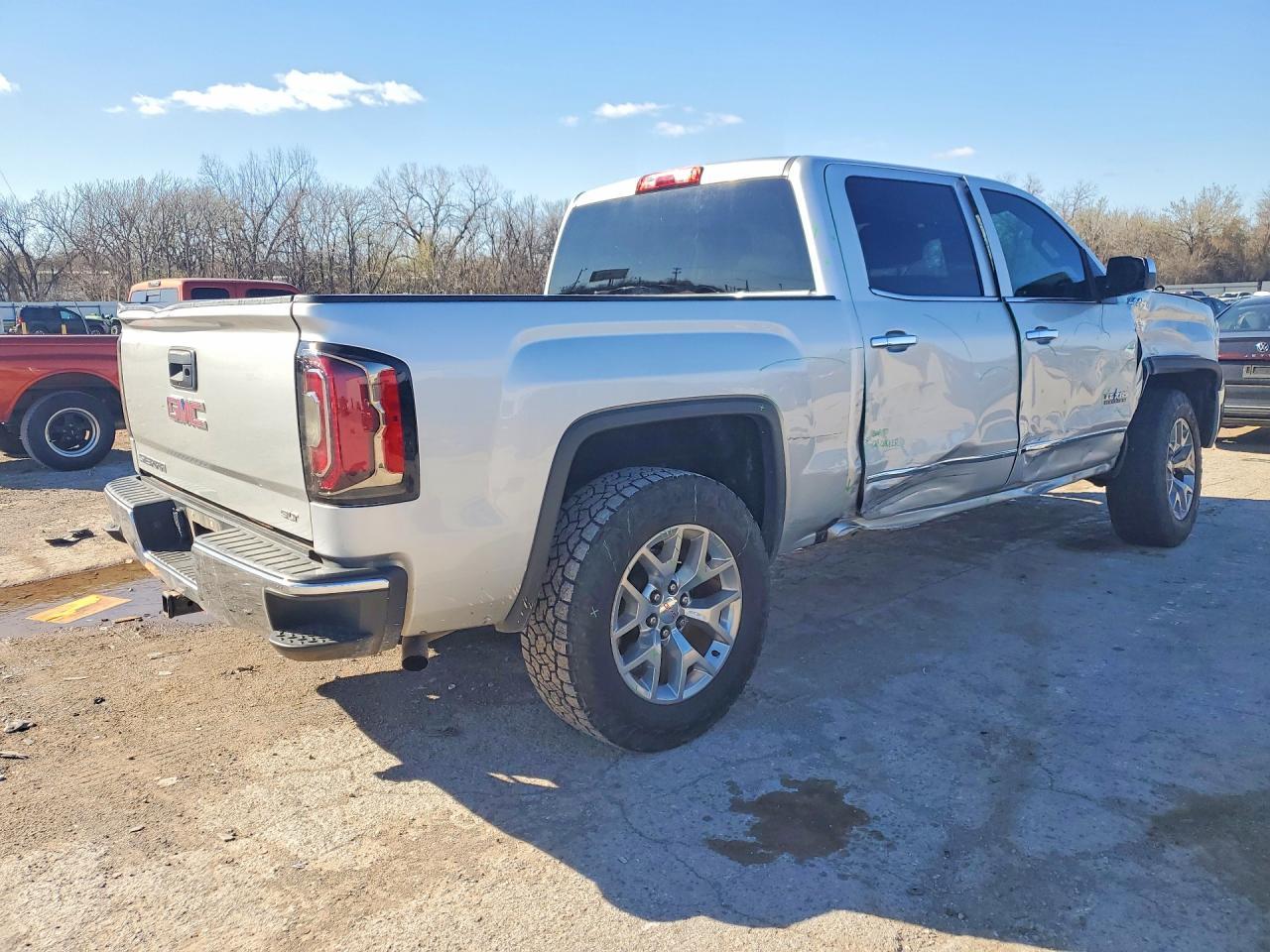 2018 GMC Sierra K1500 SLT