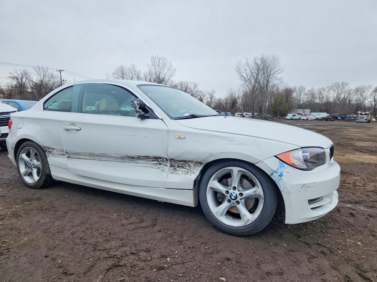 2011 BMW 128 i