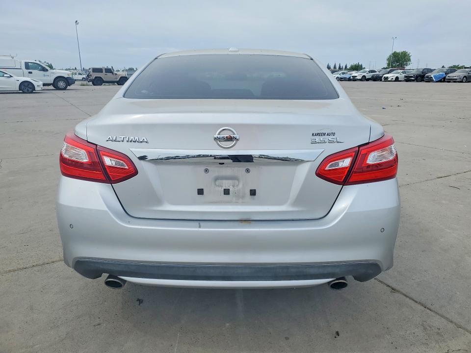 2016 Nissan Altima 3.5 sl
