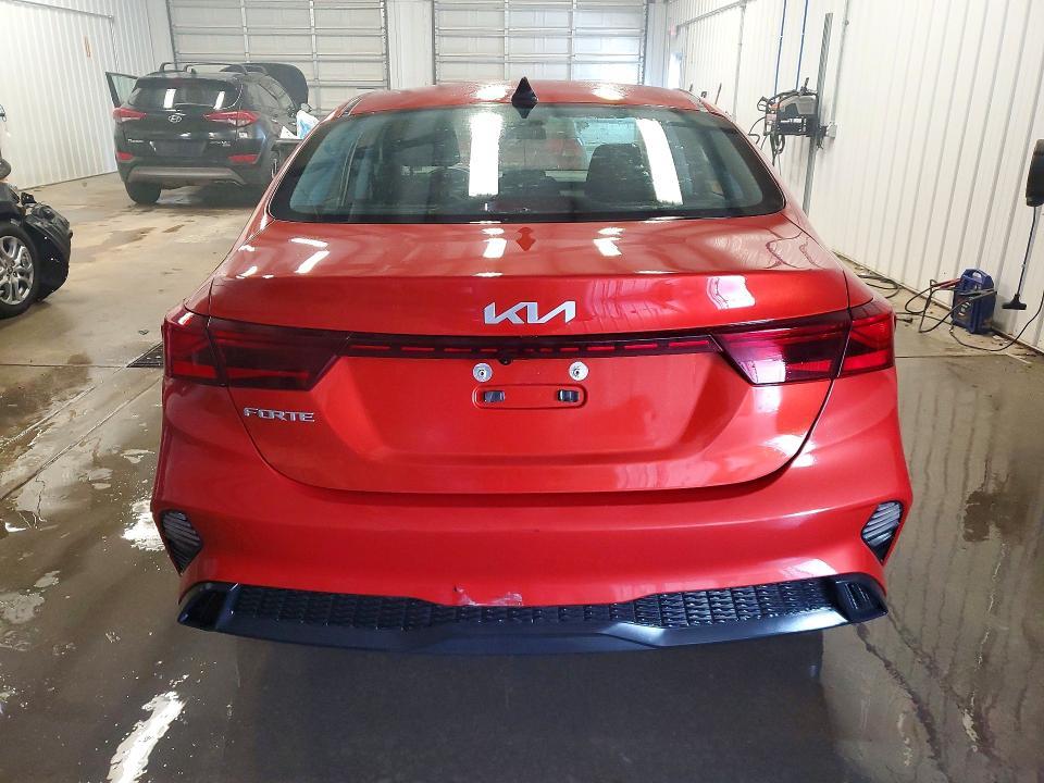 2022 KIA Forte lxs