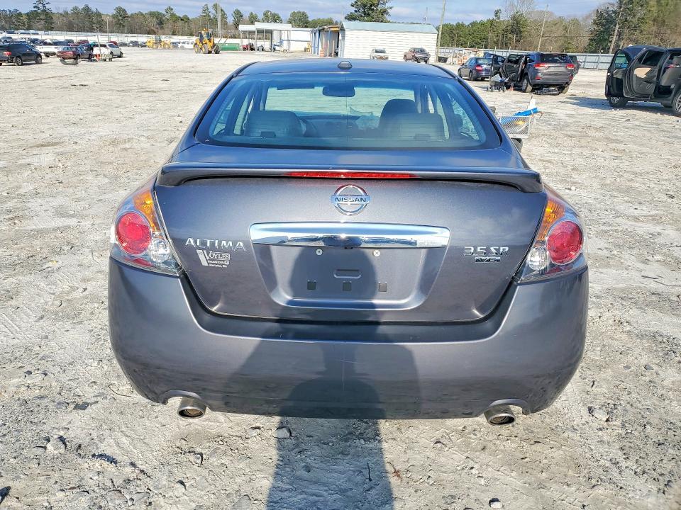 2011 Nissan Altima 3.5 sr