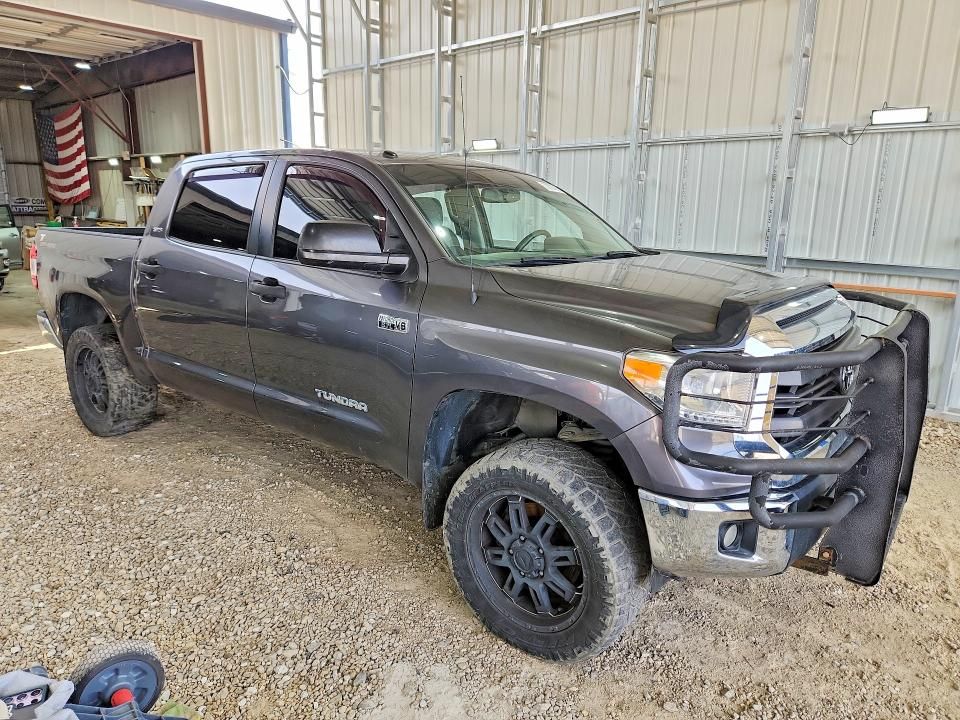 2015 Toyota Tundra SR5