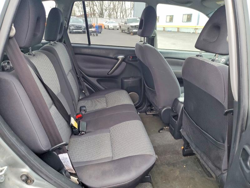 2004 Toyota Rav4 Base