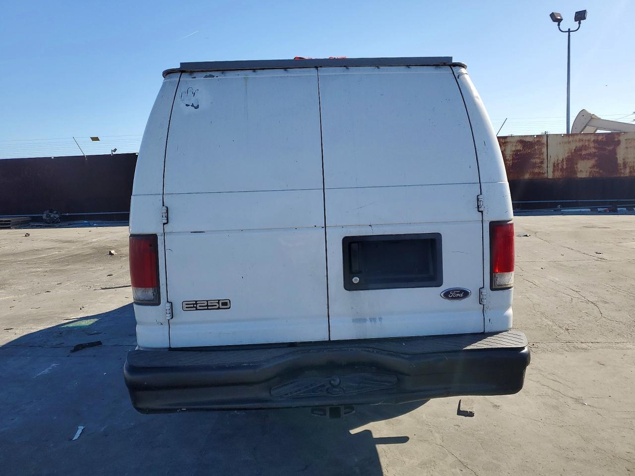 1998 Ford E350 Utility / Service Van