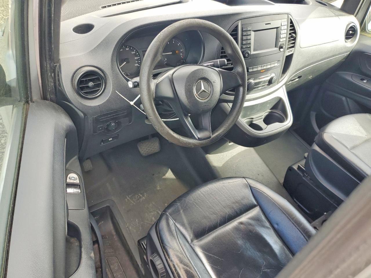 2016 Mercedes-Benz Metris