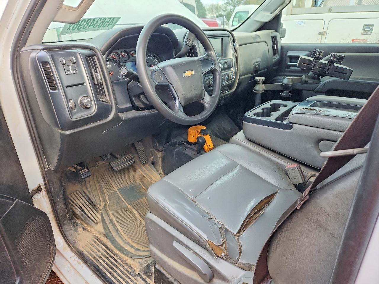 2017 Chevrolet Silverado Utility / Service Truck