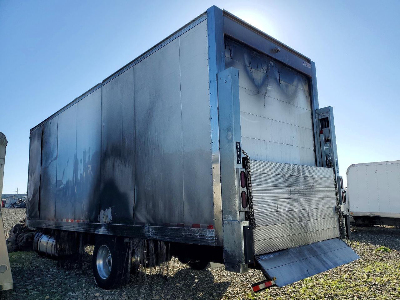 2024 Peterbilt 536 Refrigerated BOX Truck