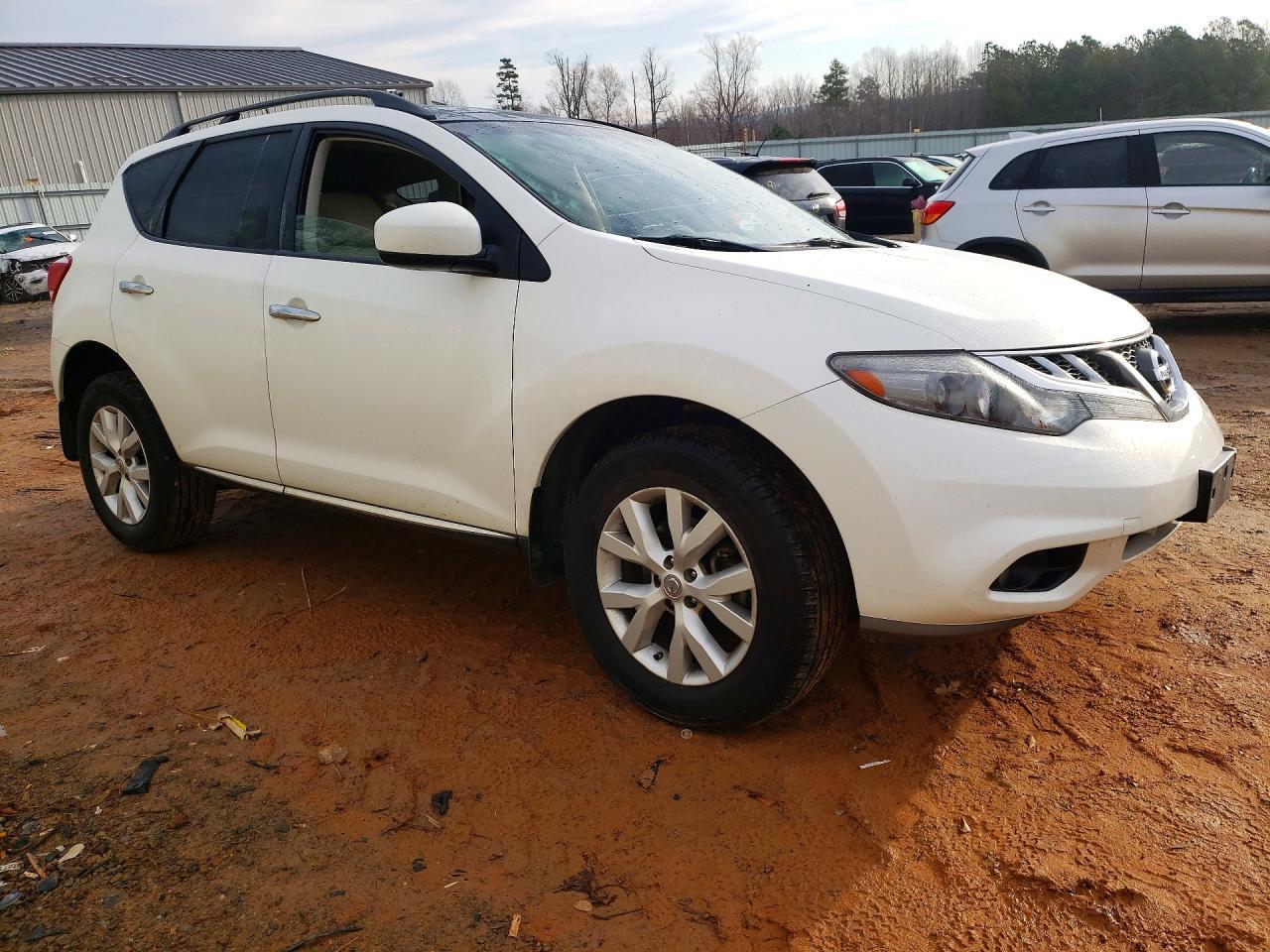 2012 Nissan Murano s
