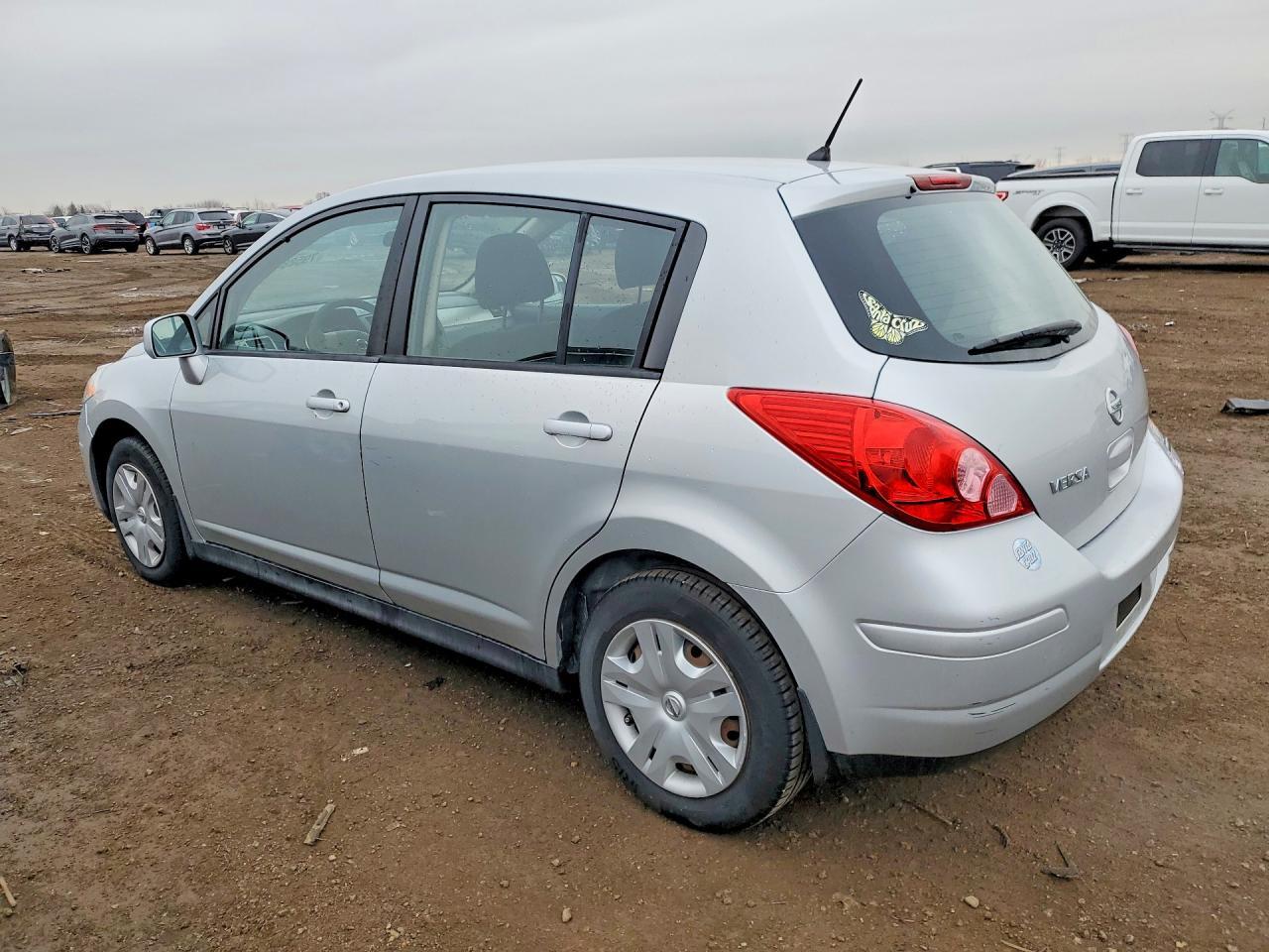2012 Nissan Versa 1.8 s