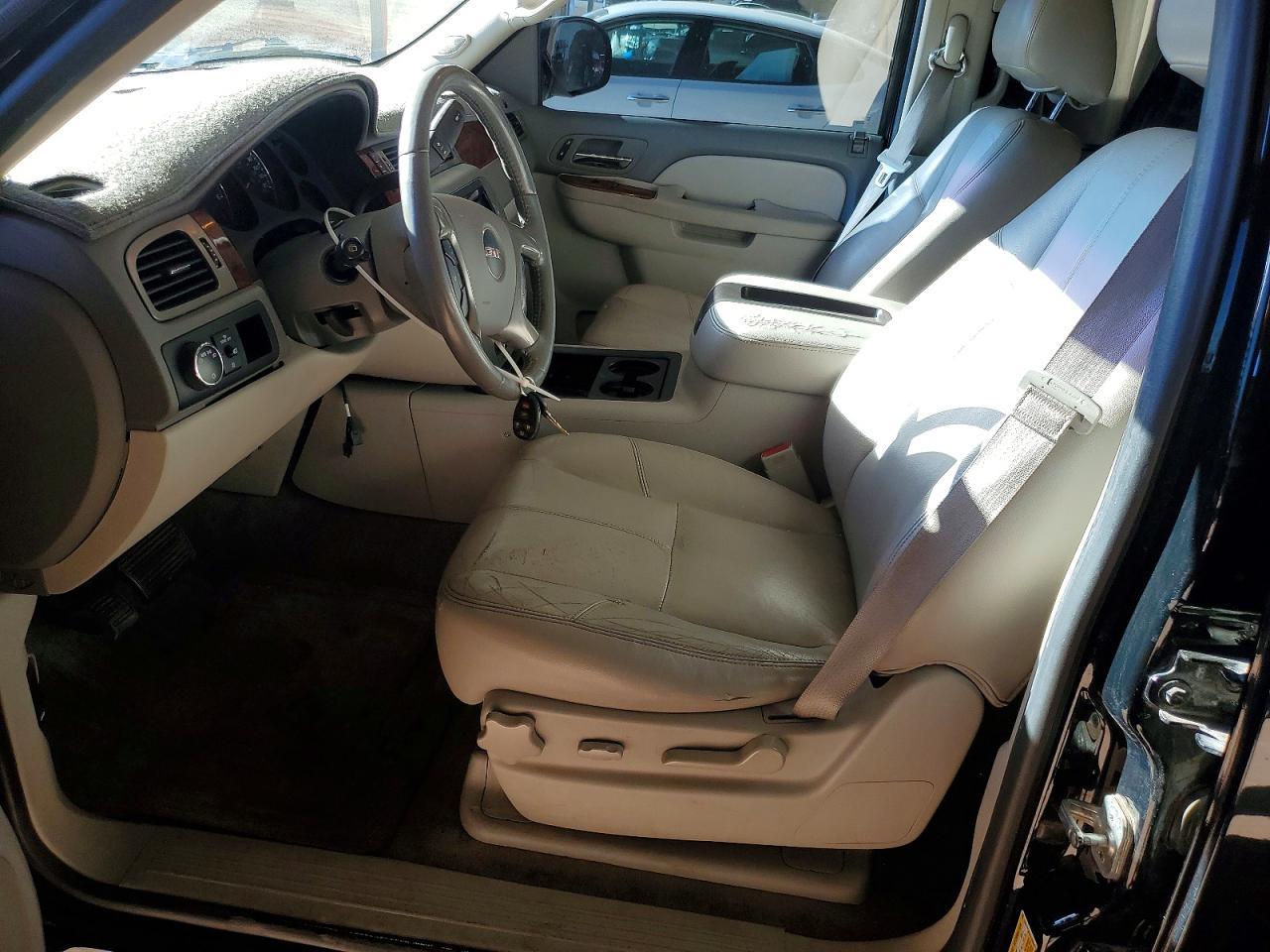 2014 GMC Yukon xl C1500 slt