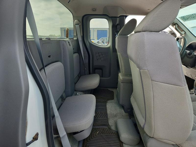 2016 Nissan Frontier S