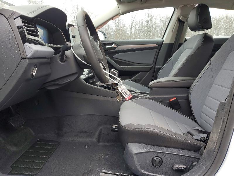 2025 Volkswagen Jetta se