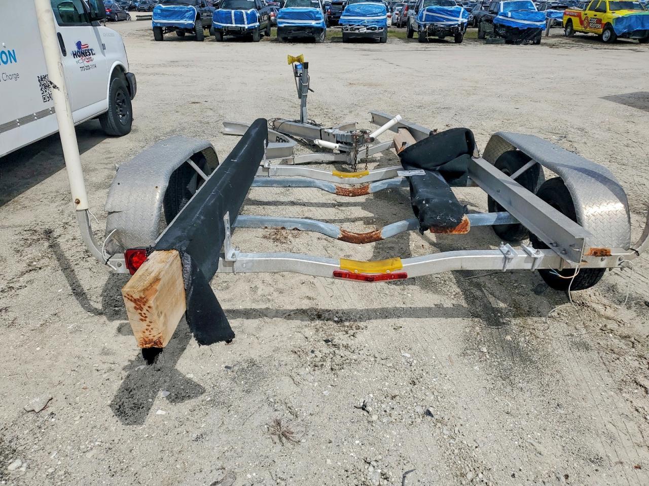 2015 Rocket Boat Trailer