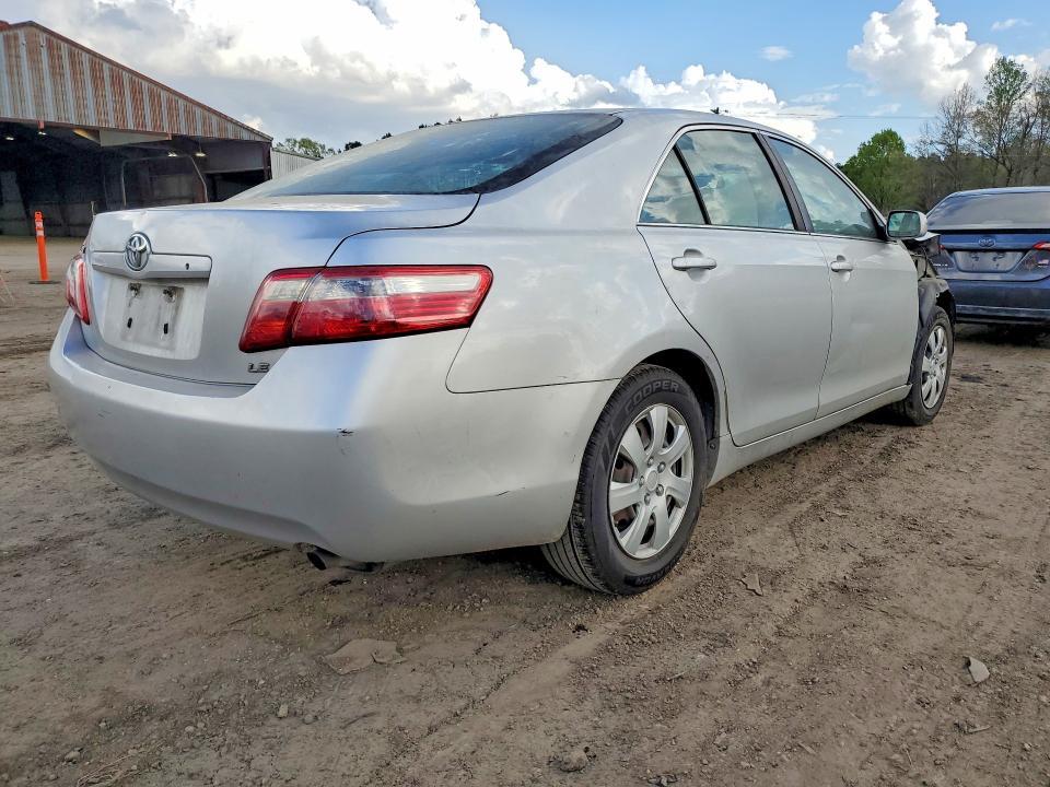 2008 Toyota Camry le