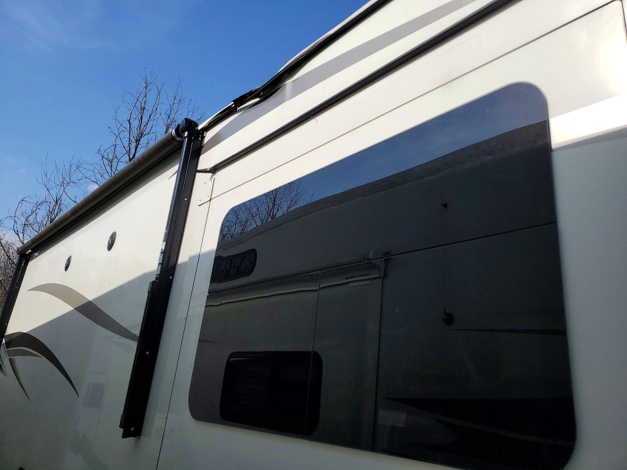 2020 Montana 2020 Keystone Montana Camper