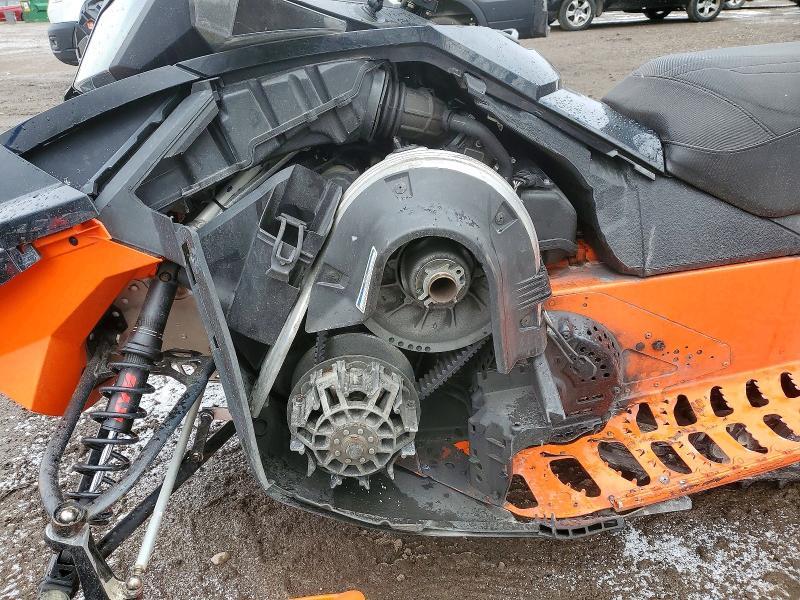 2015 Skidoo Renegade
