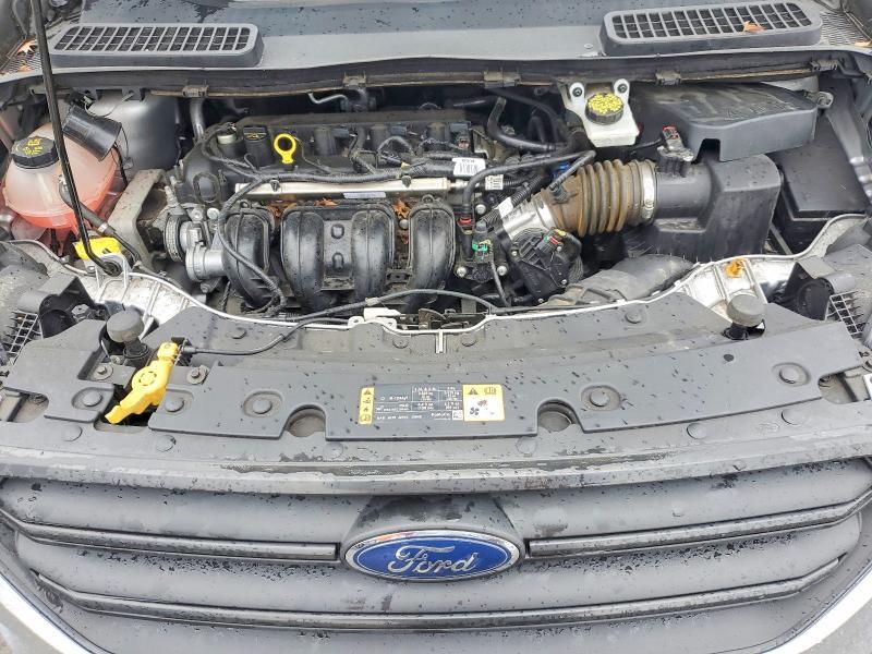 2019 Ford Escape s