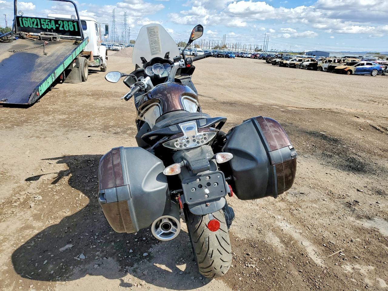 2014 Moto Guzzi Norge GT