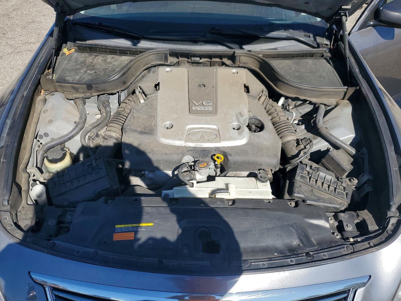 2015 Infiniti Q40