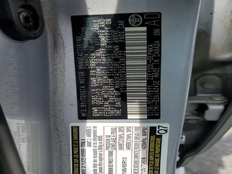 2005 Toyota Corolla le