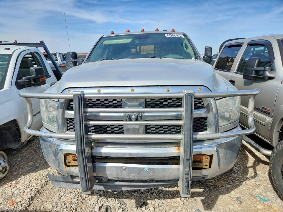 2015 Dodge RAM 2500 ST Flatbed Truck