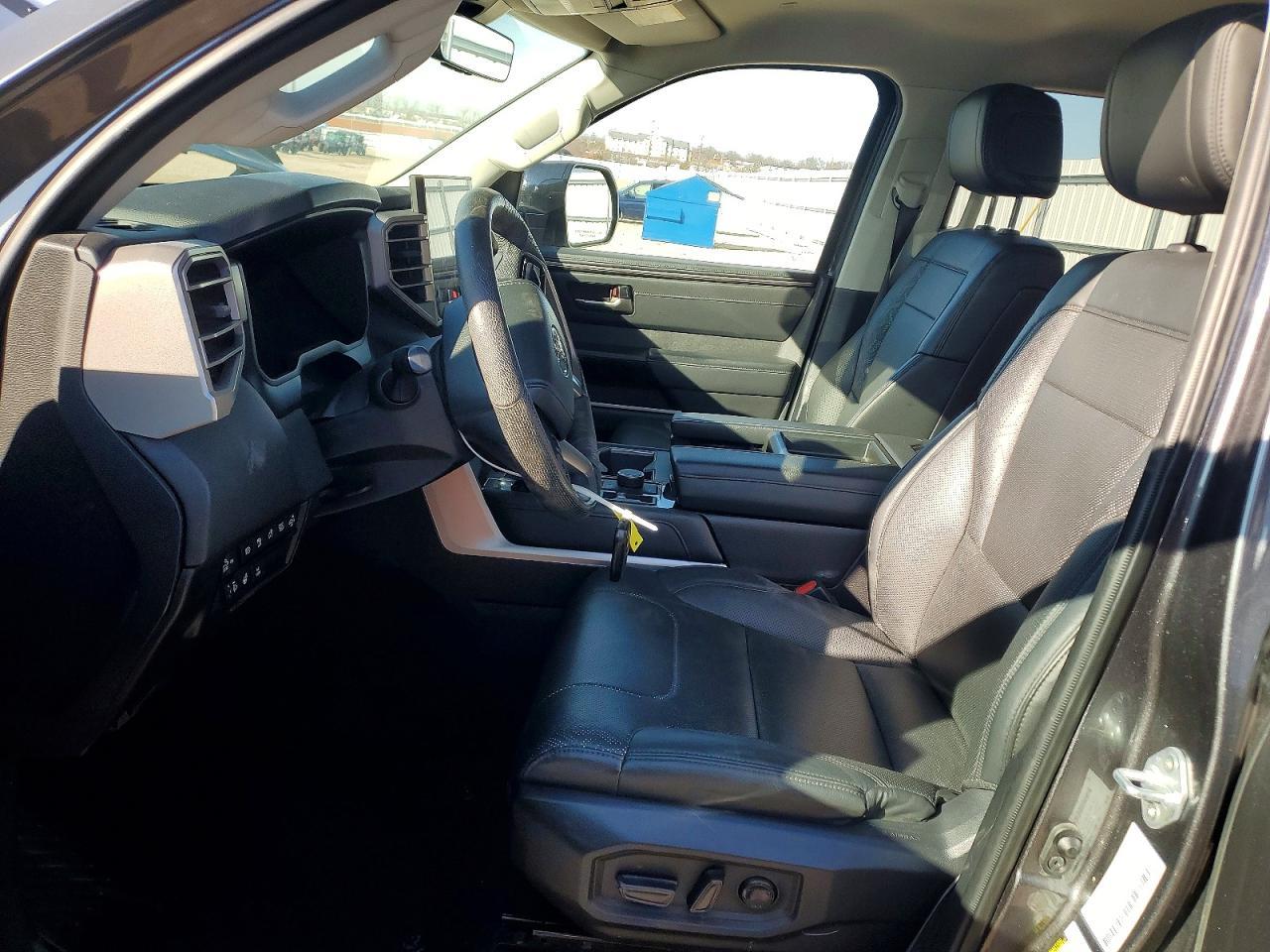 2024 Toyota Tundra Limited HV