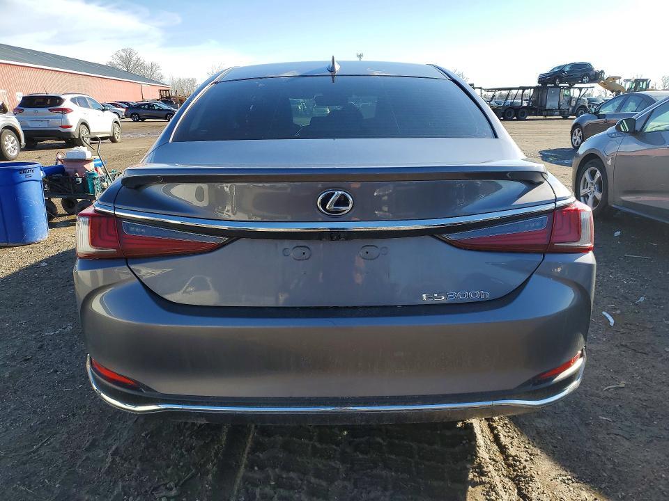 2020 Lexus Es 300h Base