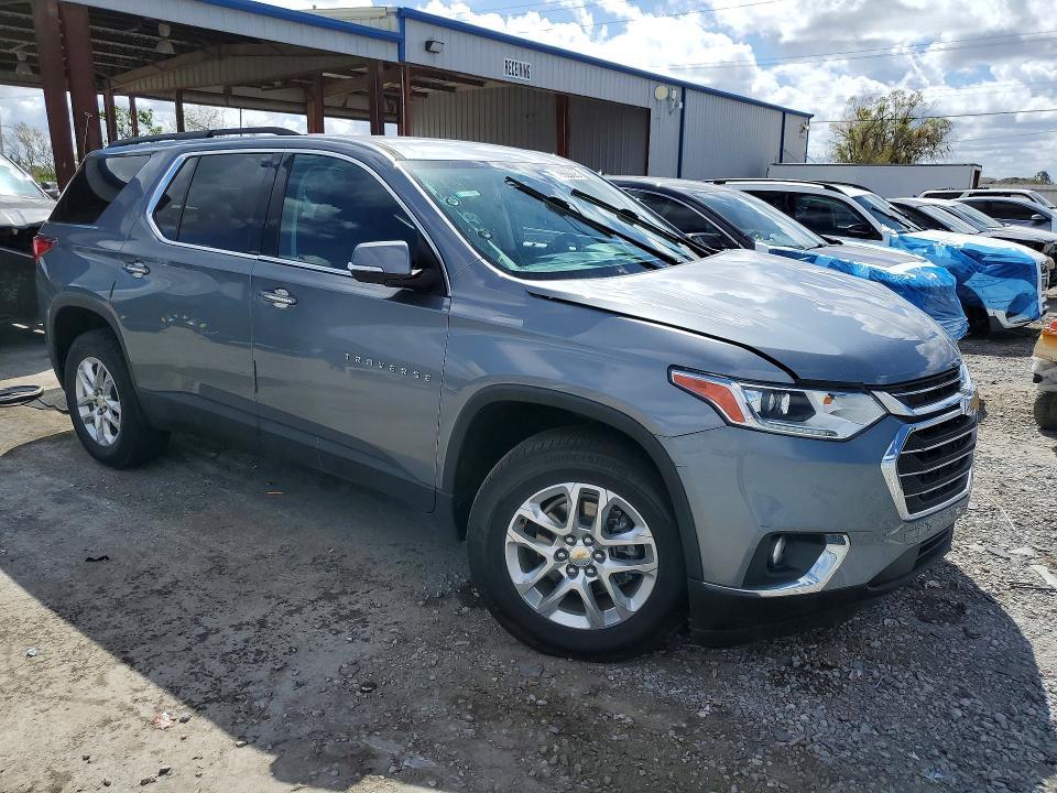 2021 Chevrolet Traverse lt