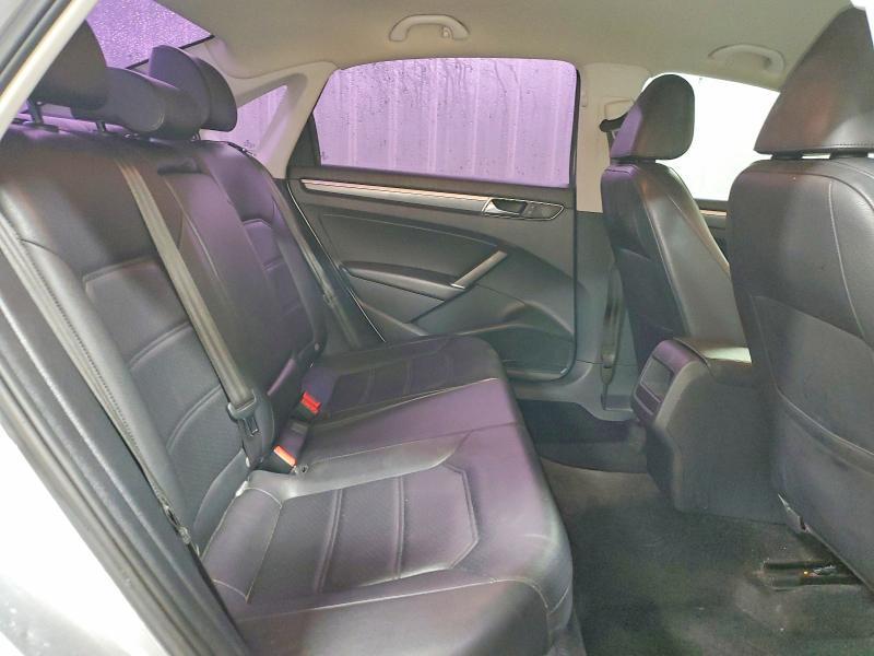 2017 Volkswagen Passat R-line